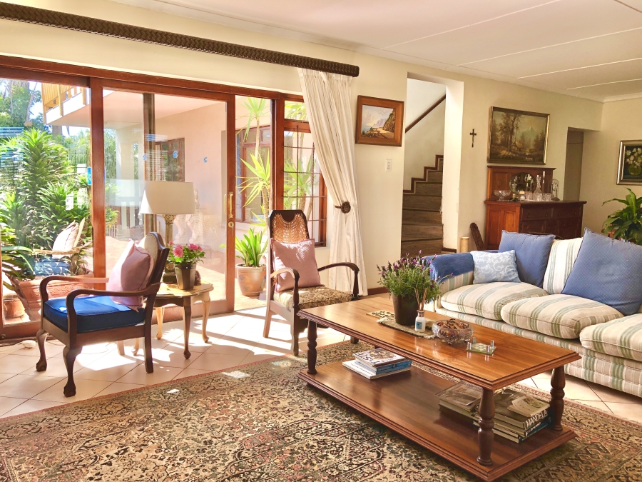 5 Bedroom Property for Sale in Kenton On Sea Eastern Cape